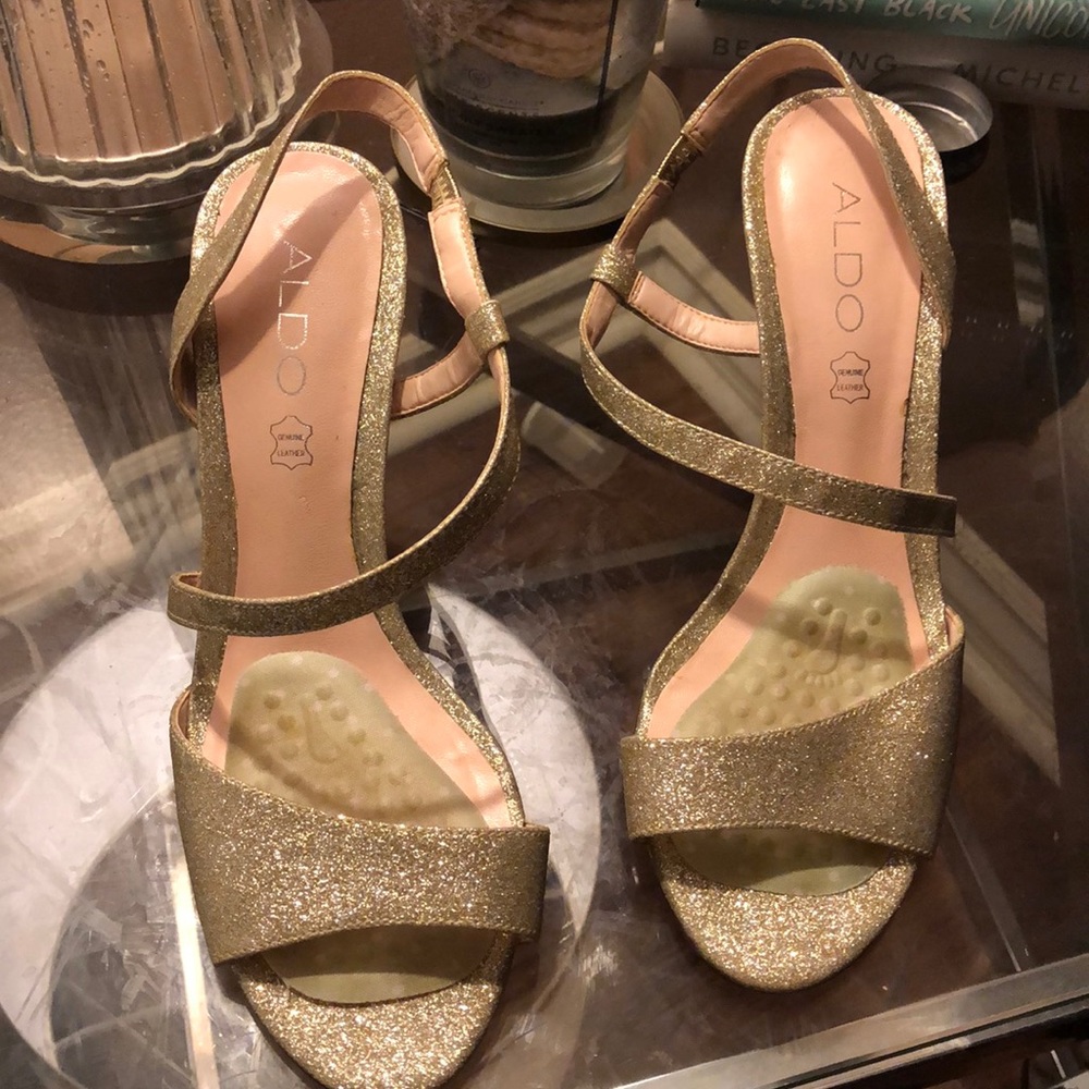Gold sparkle heels